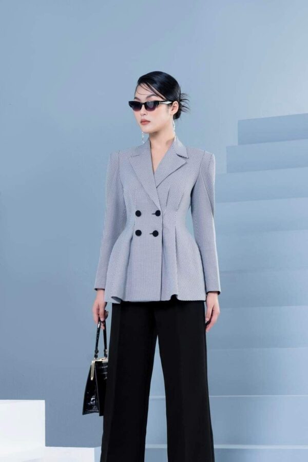 Áo Peplum Blazer "Urban Edge"